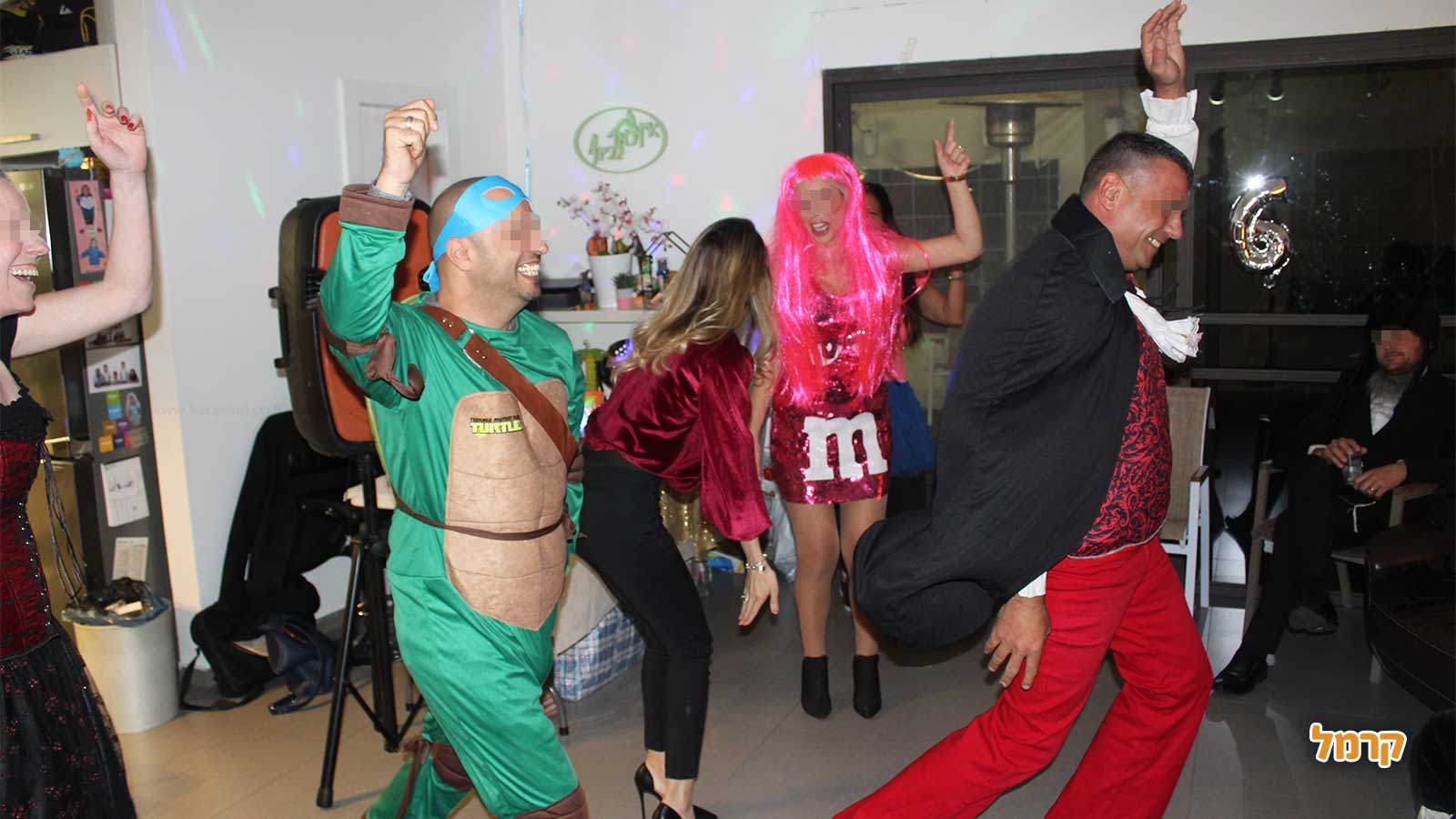 מסיבת אולטרה סגול - 073-7029947