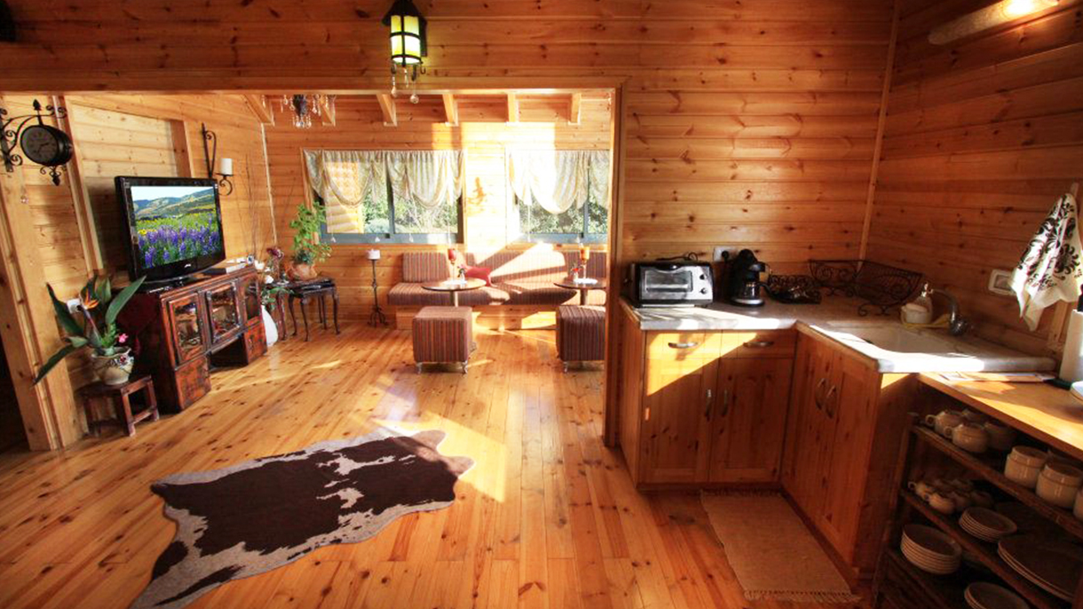 נוף באמירים - 073-7027615