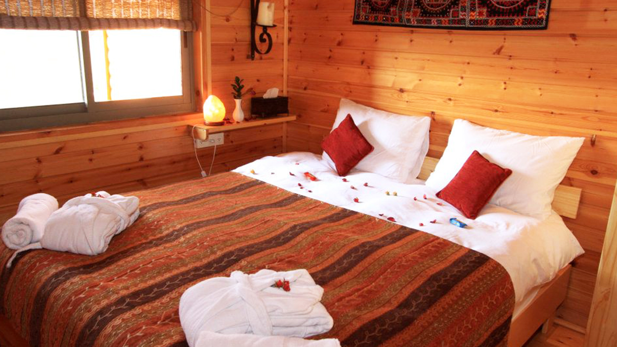 נוף באמירים - 073-7027615