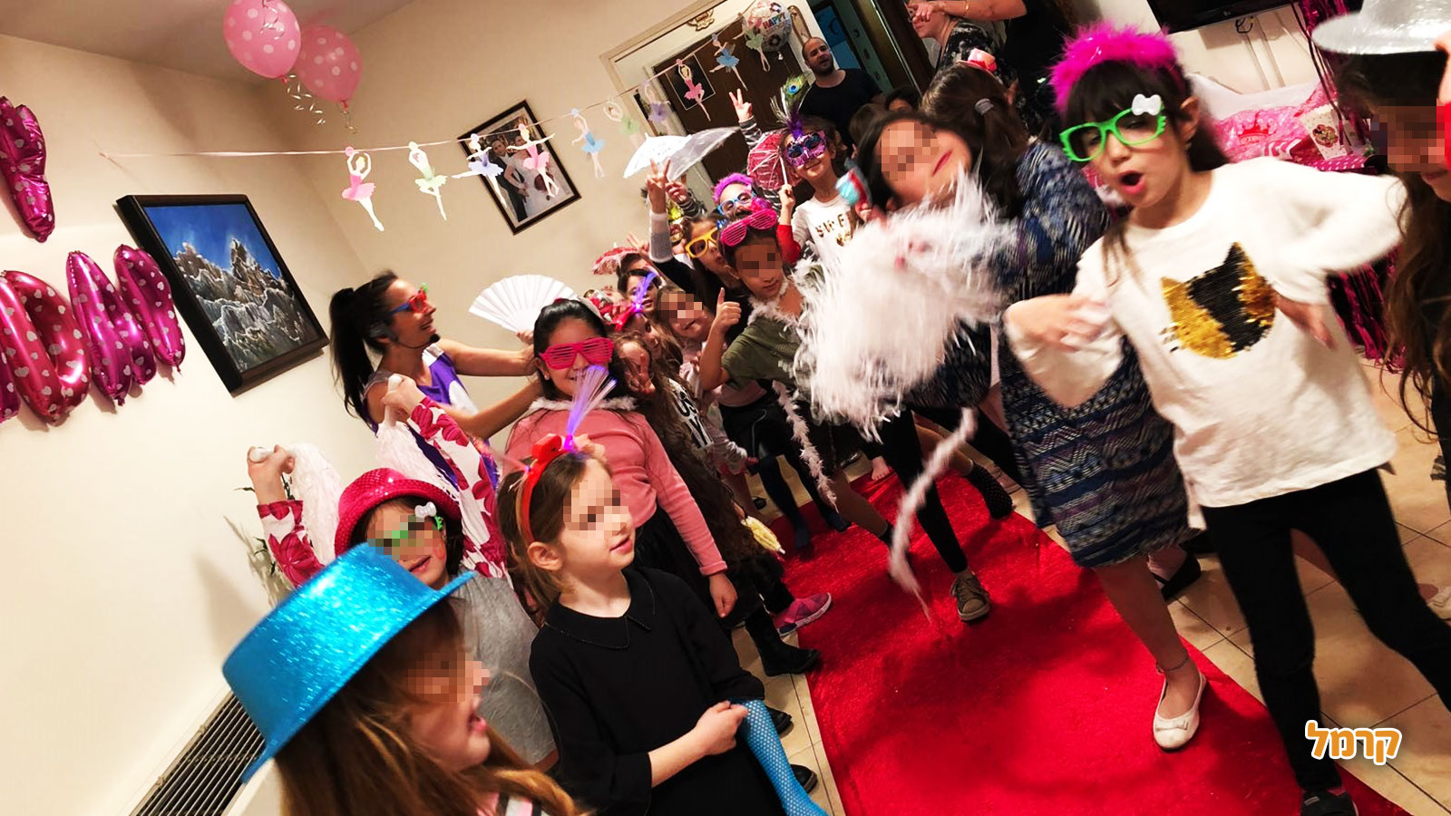 רוקדות עם רוני - 073-7025425