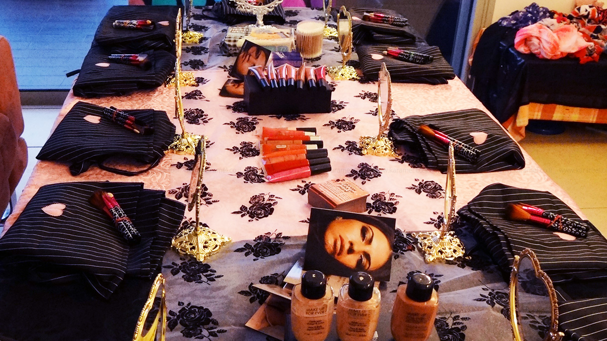 אבקת פיות - סדנת איפור - 073-7027612