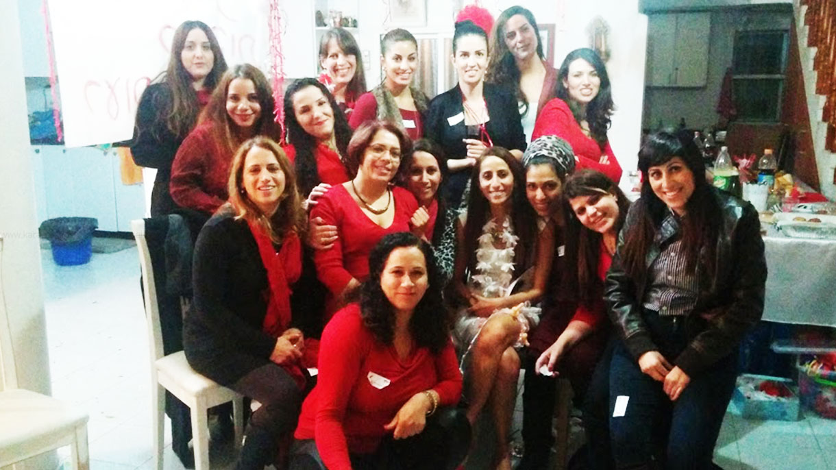 69 גוונים של אדום - 073-7027554