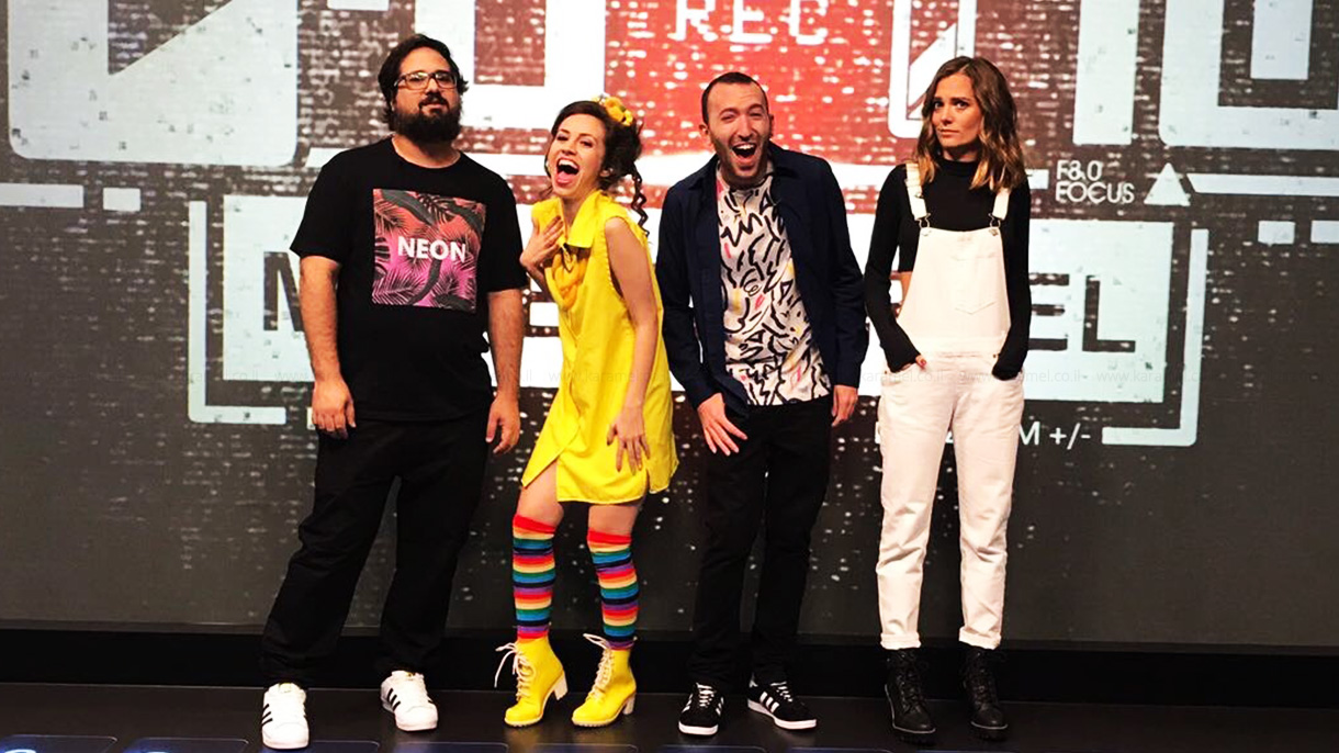 אלמוג שור במופע סטנדאפ - 073-7842858