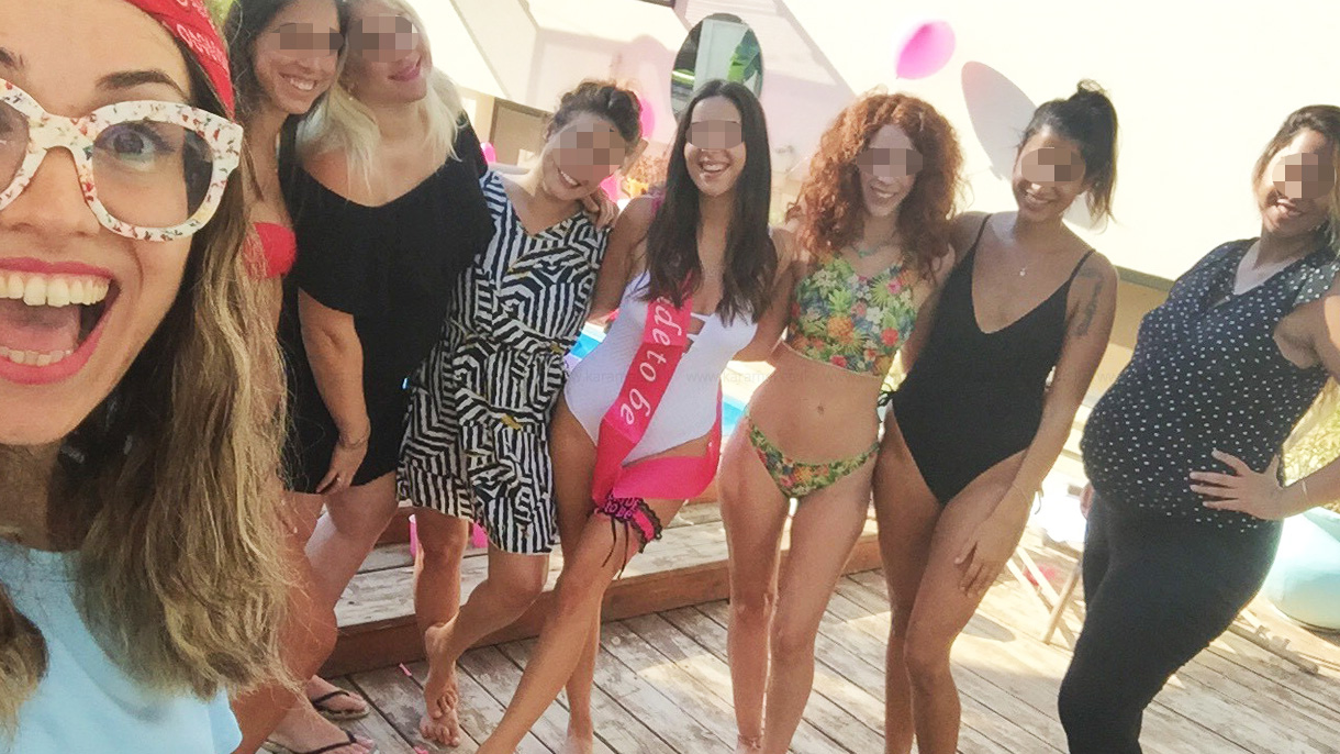 אלמוג שור במופע סטנדאפ - 073-7842858