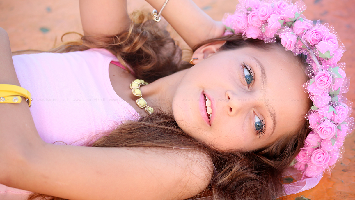 דפנה מלכה - בוק מצווה - 073-7587052