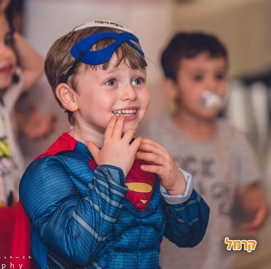 גיבורי העל מצילים את הגלקסיה - 073-7596320