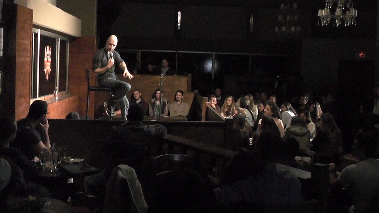 מוטי אהרונוביץ' - מצחיק בטירוף - 073-7837708