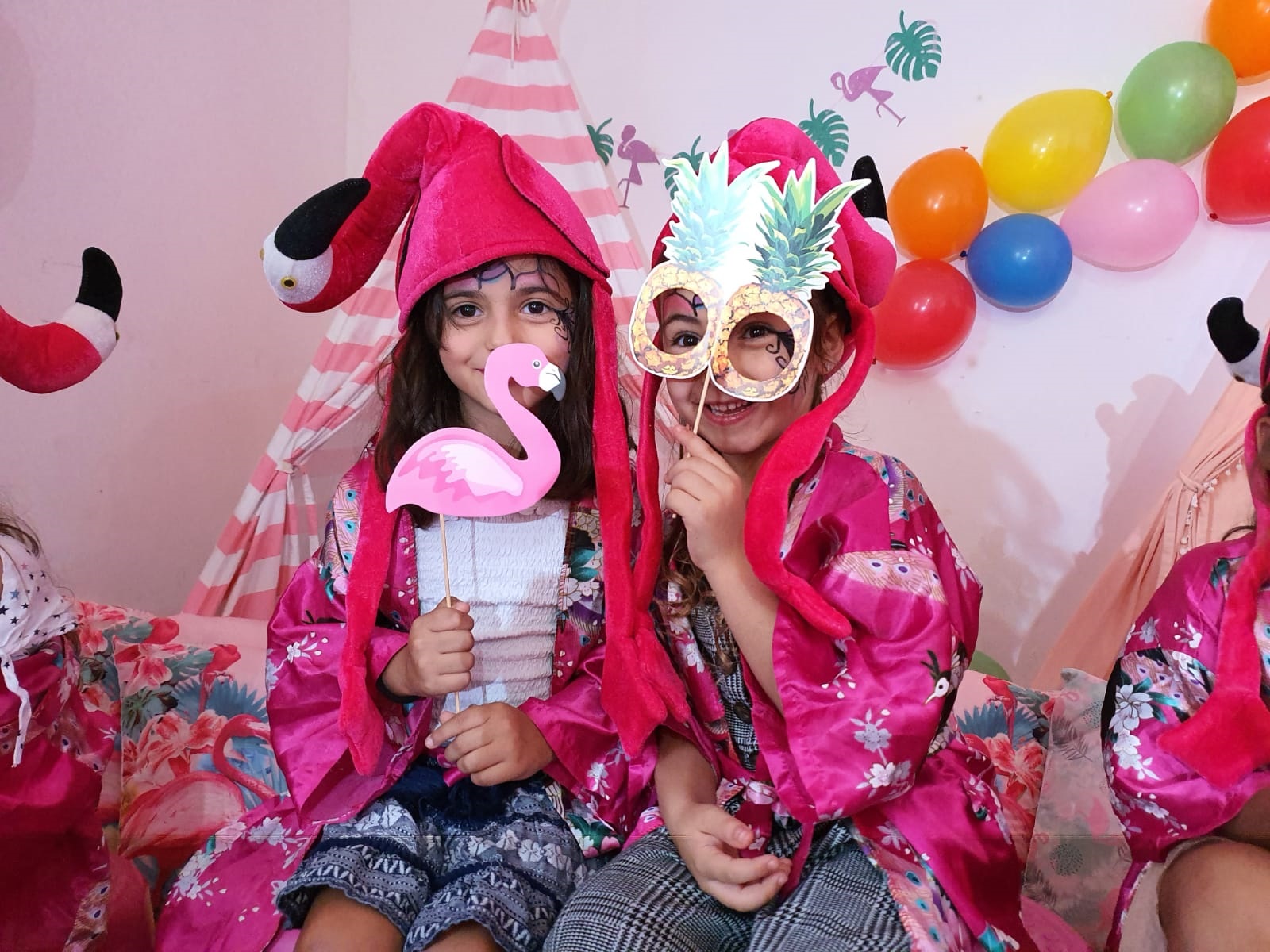 חגיגת LOL/חד קרן/סליים/פלמינגו - 073-7837704