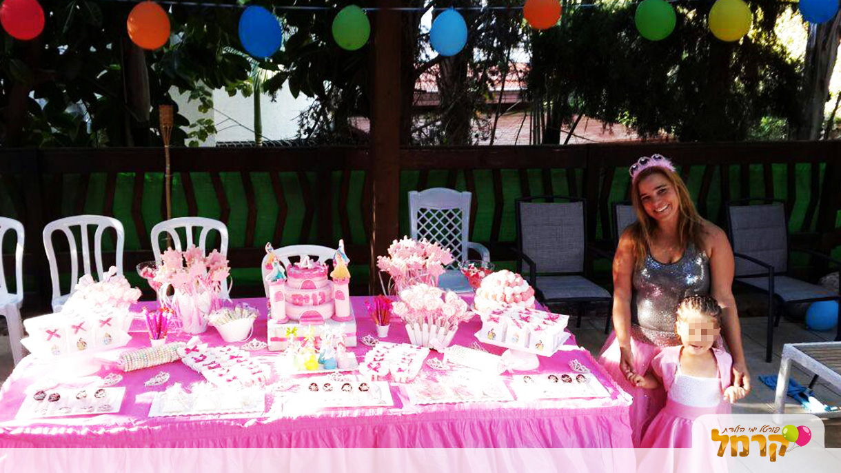 גלית הליצנית - 073-7837600