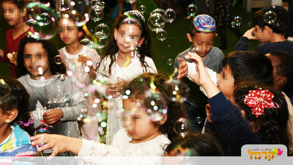 גלית הליצנית - 073-7837600