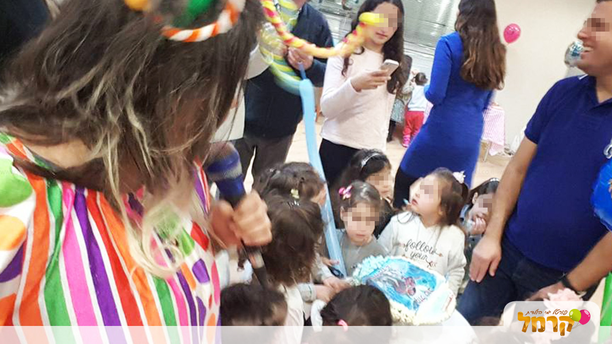 גלית הליצנית - 073-7837600