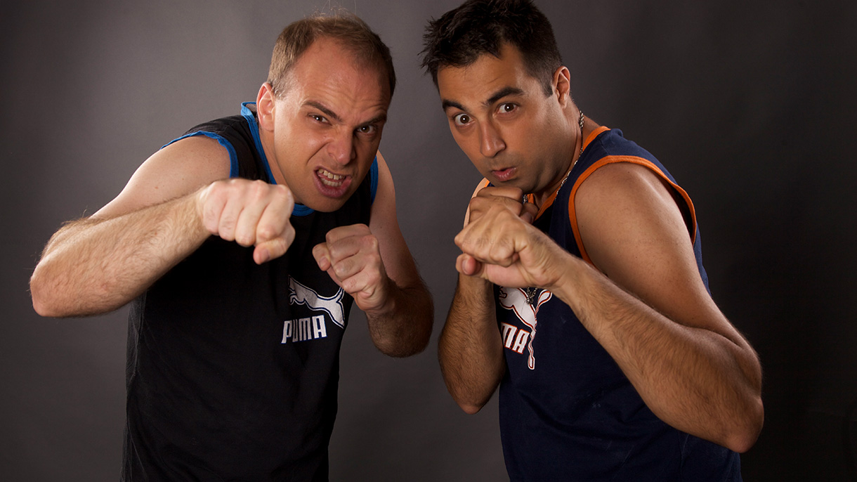 מופע הבידור של רועי וצפריר - 073-7828048