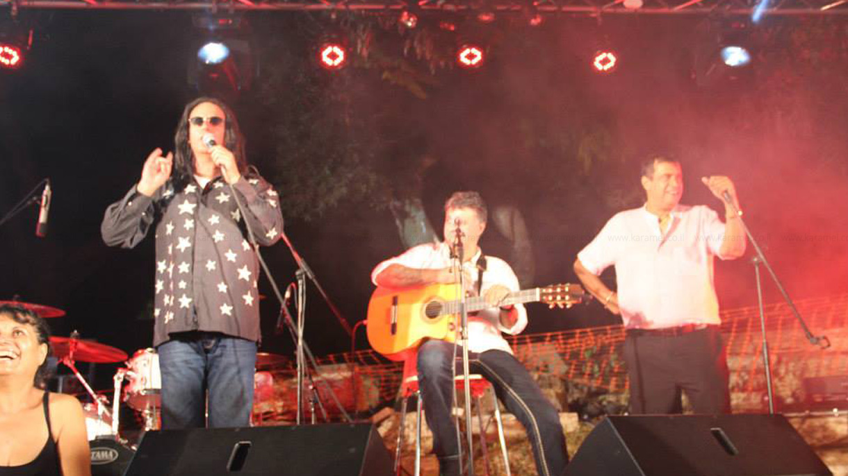 סטנד אפ בהתאמה אישית - 073-7756869