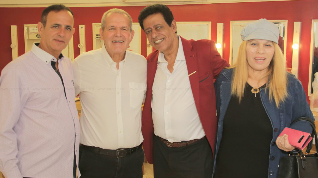 סטנד אפ בהתאמה אישית - 073-7756869