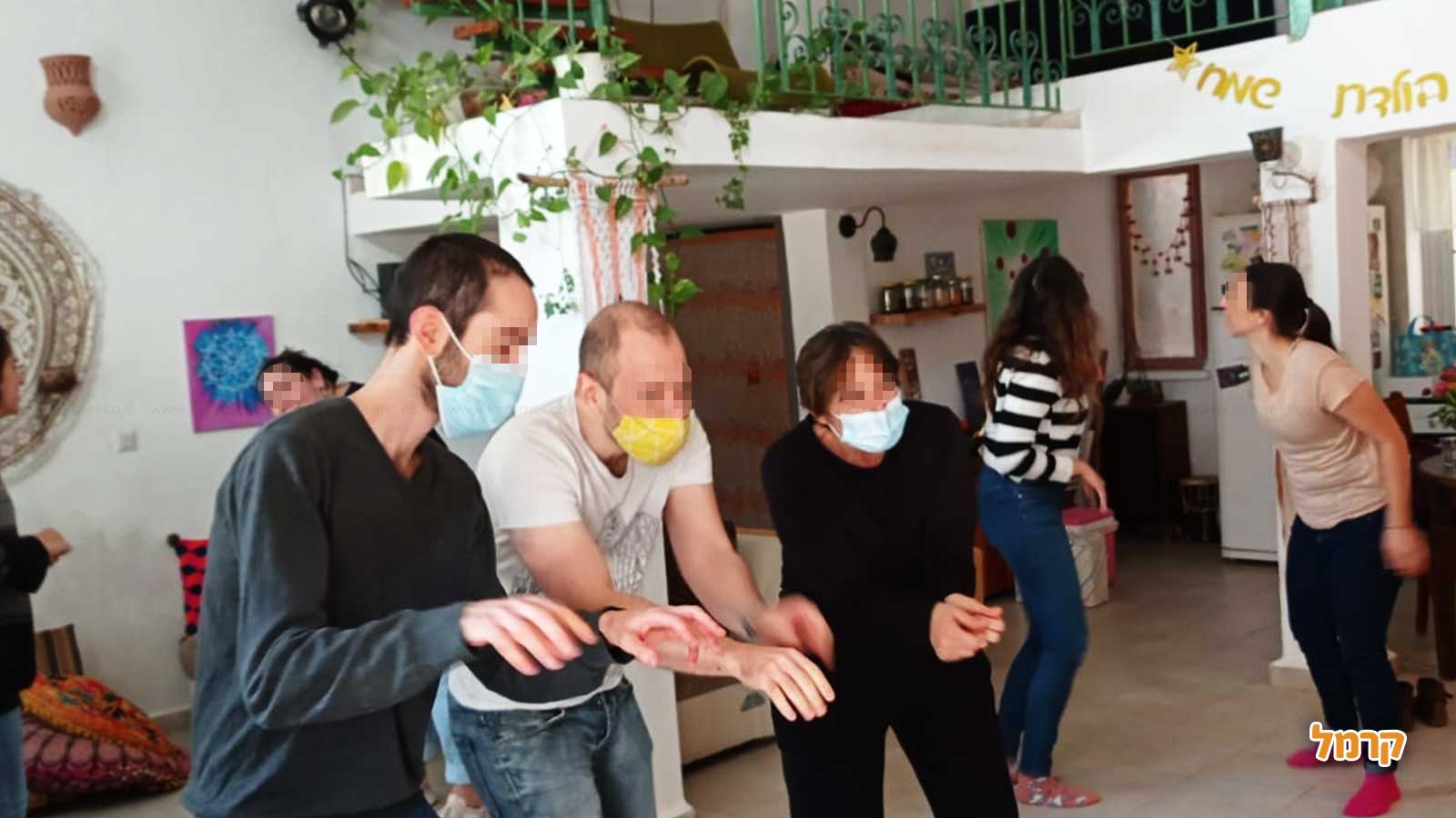 מערכונים ביוגרפים ומופעי אימפרוביזציה - 073-7757875