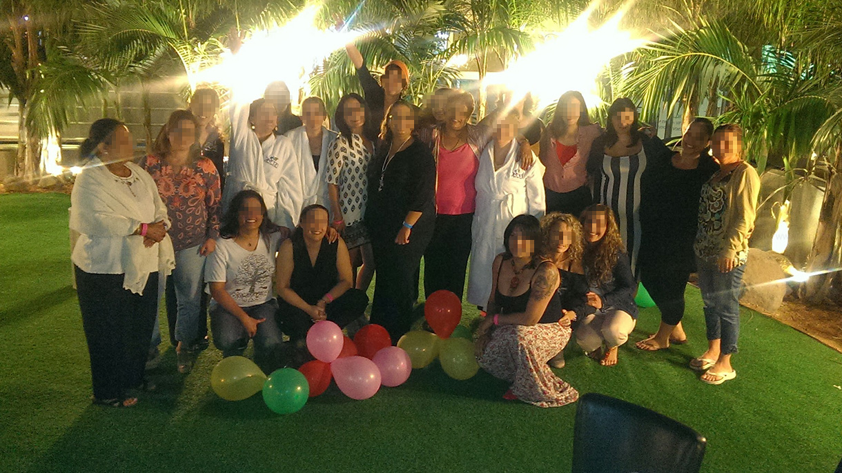 הקסם שמאחורי הכתב עם מאיה הראל - 073-7024519