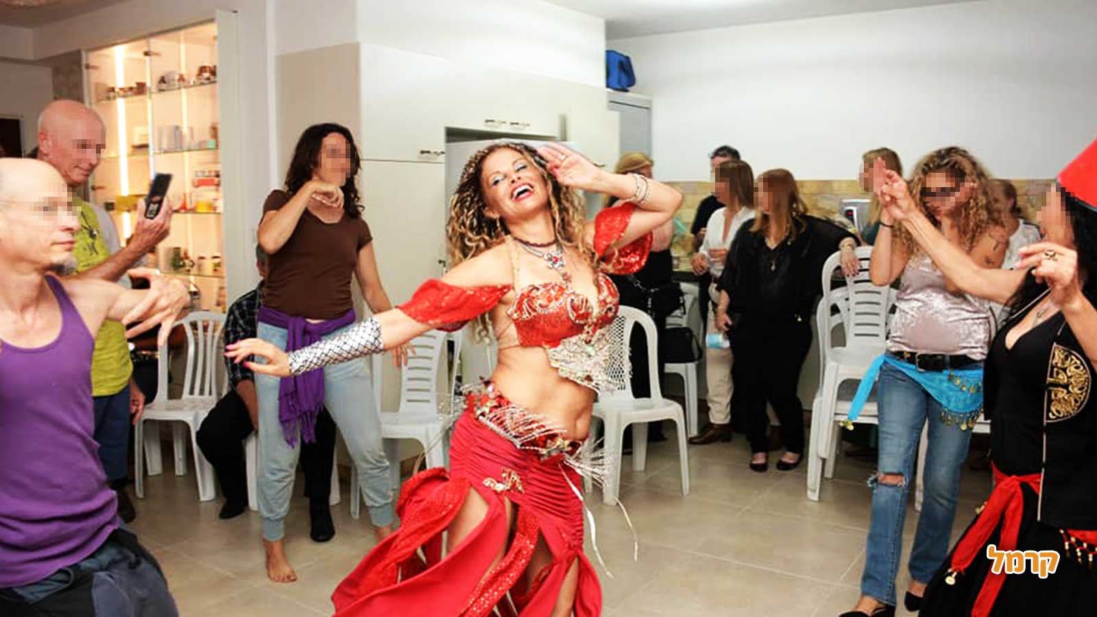 רונה בראון רקדנית בטן - 073-7026329