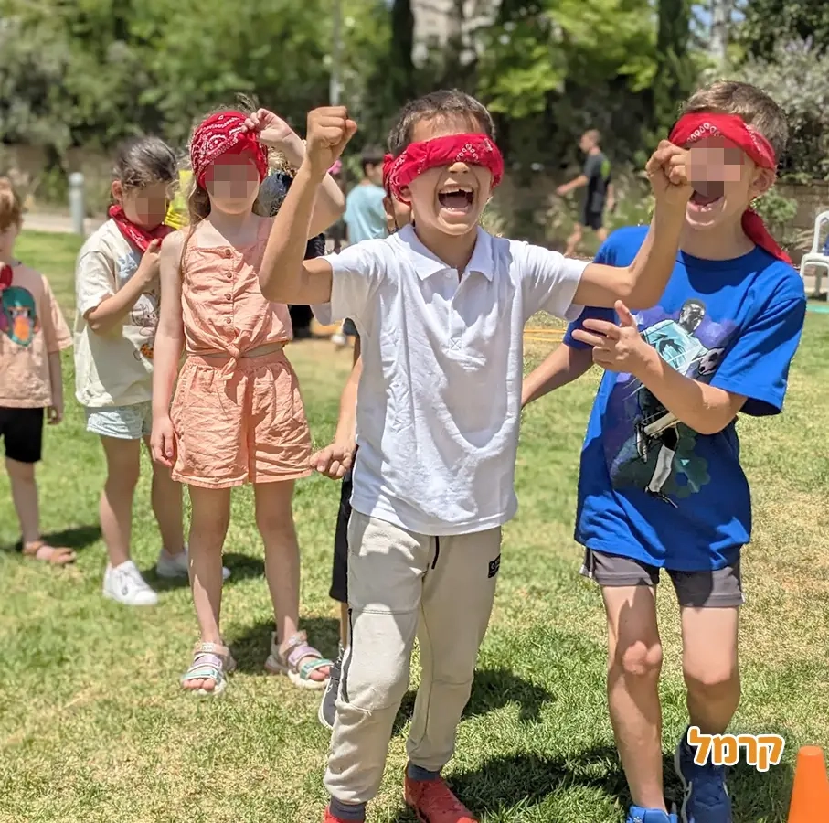 האי של יעל - המירוץ למליון והישרדות - 073-7842346