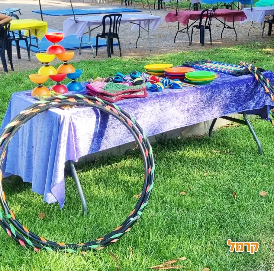 המופע של מורנו - חגיגת להטוטים  - 073-7590492