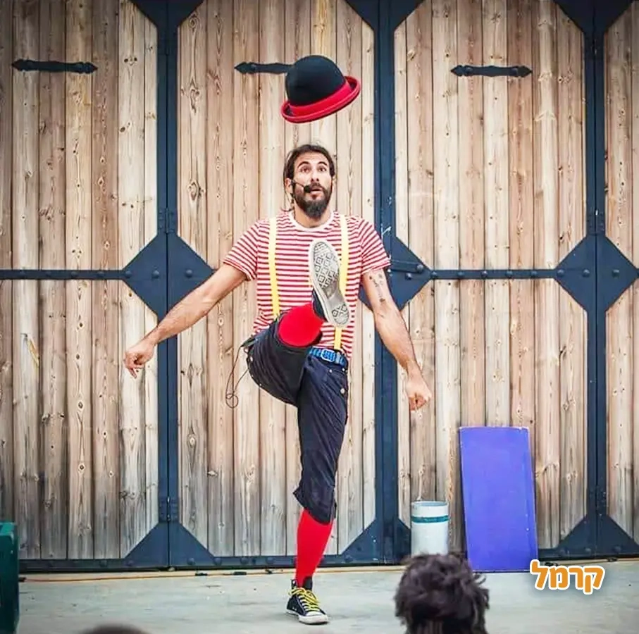 המופע של מורנו - חגיגת להטוטים  - 073-7590492