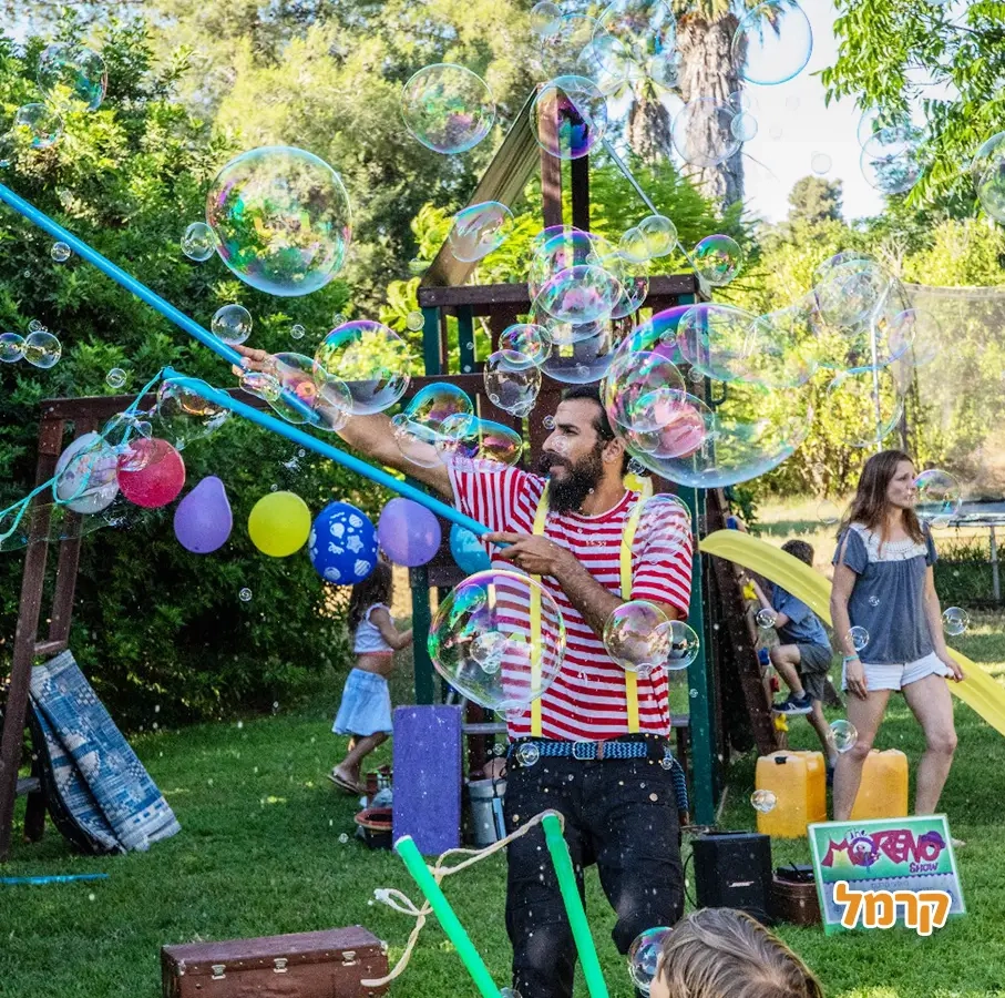 המופע של מורנו - חגיגת להטוטים  - 073-7590492