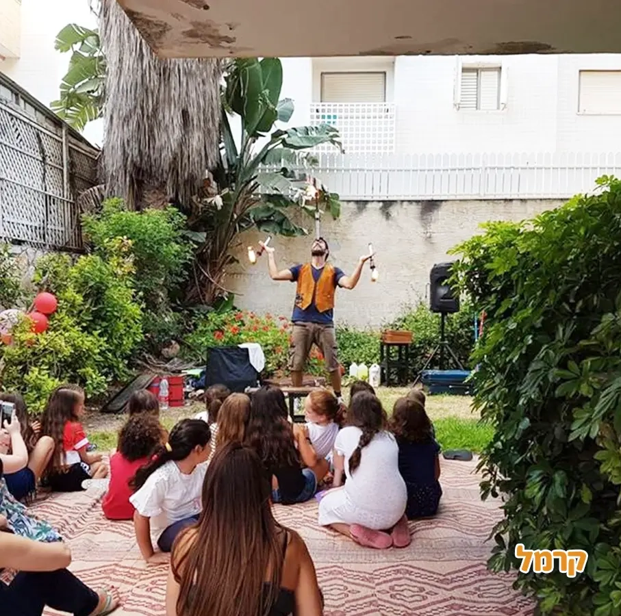 המופע של מורנו - חגיגת להטוטים  - 073-7590492