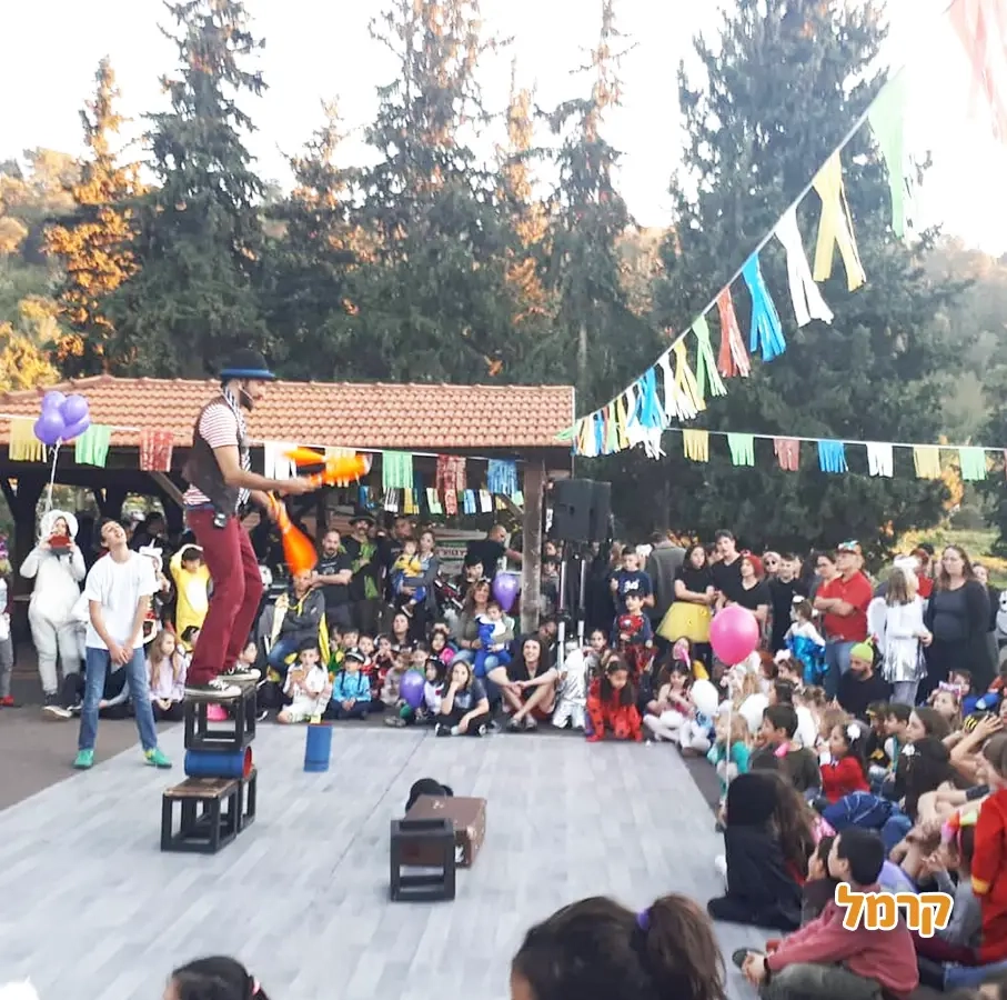 המופע של מורנו - חגיגת להטוטים  - 073-7590492