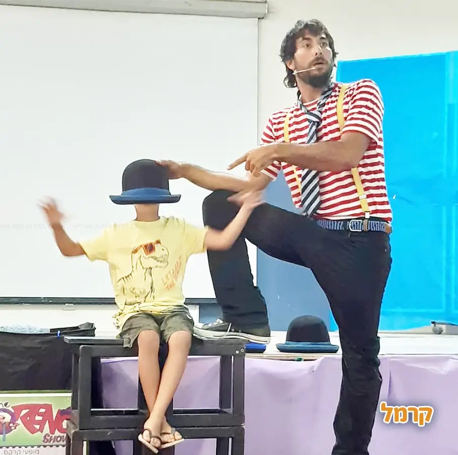 המופע של מורנו - חגיגת להטוטים  - 073-7590492