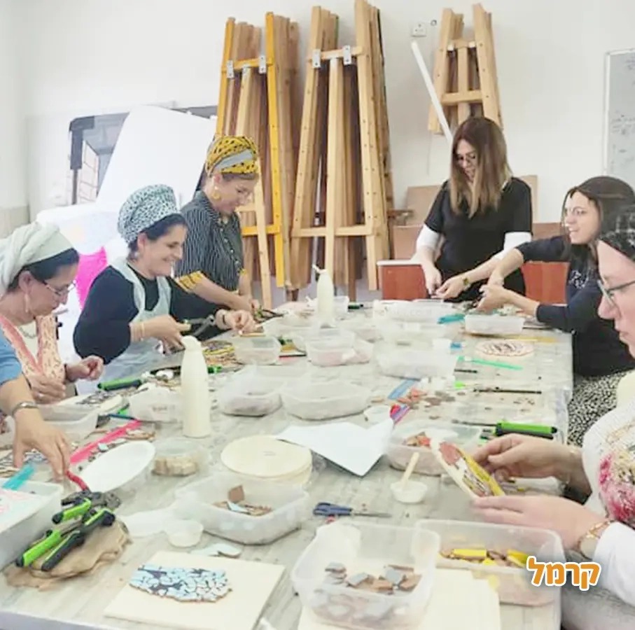 טל וחומר - סדנאות יצירה חוויתיות - 073-7026353