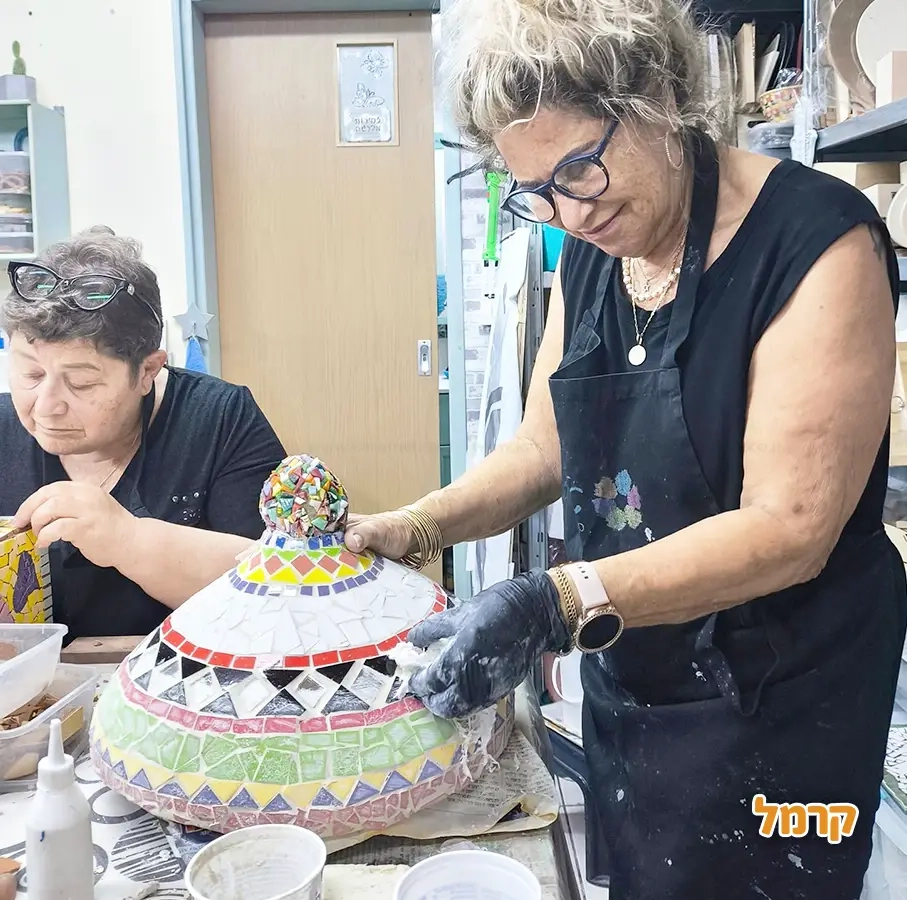 טל וחומר - סדנאות יצירה חוויתיות - 073-7026353