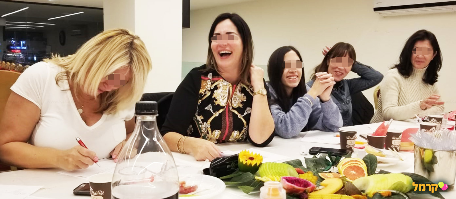 היופי שמאחורי הכתב עם מאיה הראל - 073-7026732
