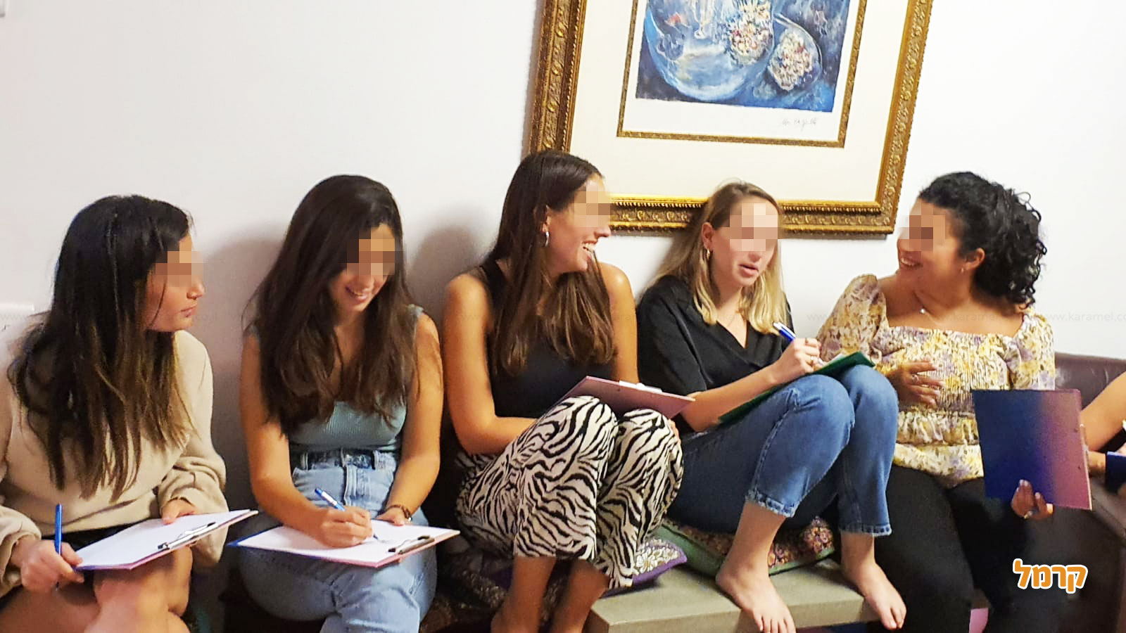 היופי שמאחורי הכתב עם מאיה הראל - 073-7026732