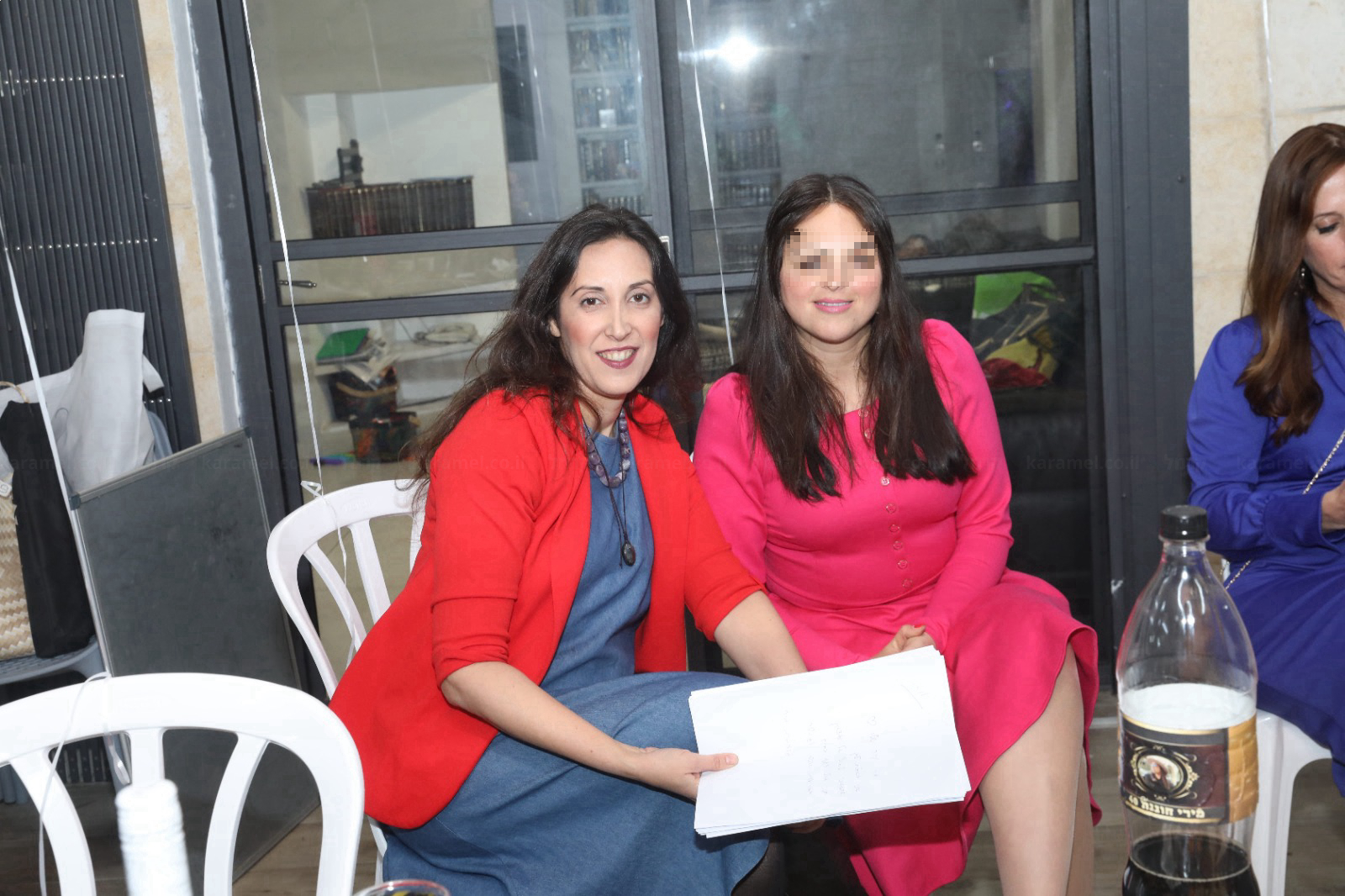 היופי שמאחורי הכתב עם מאיה הראל - 073-7026732