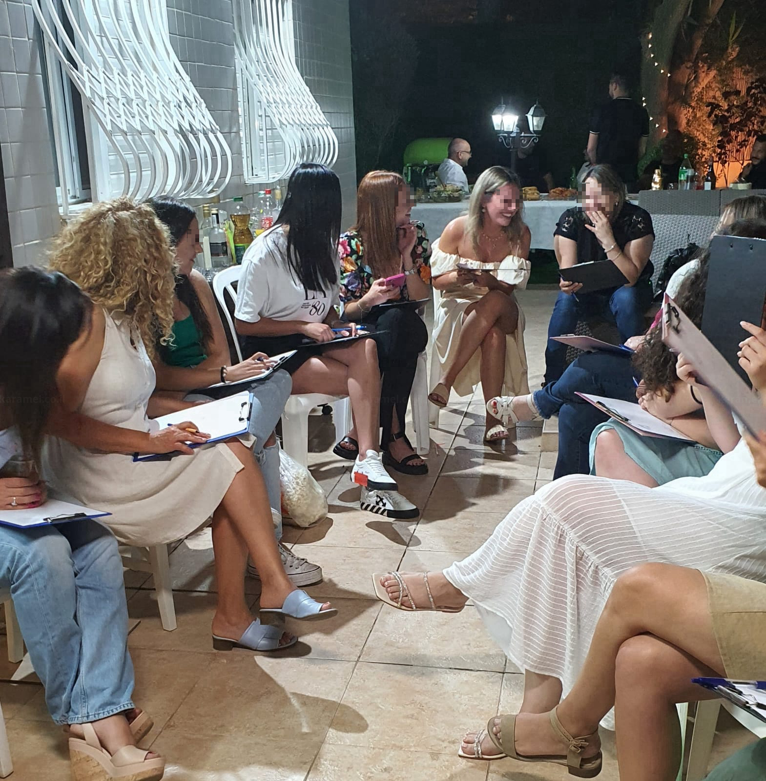 היופי שמאחורי הכתב עם מאיה הראל - 073-7026732