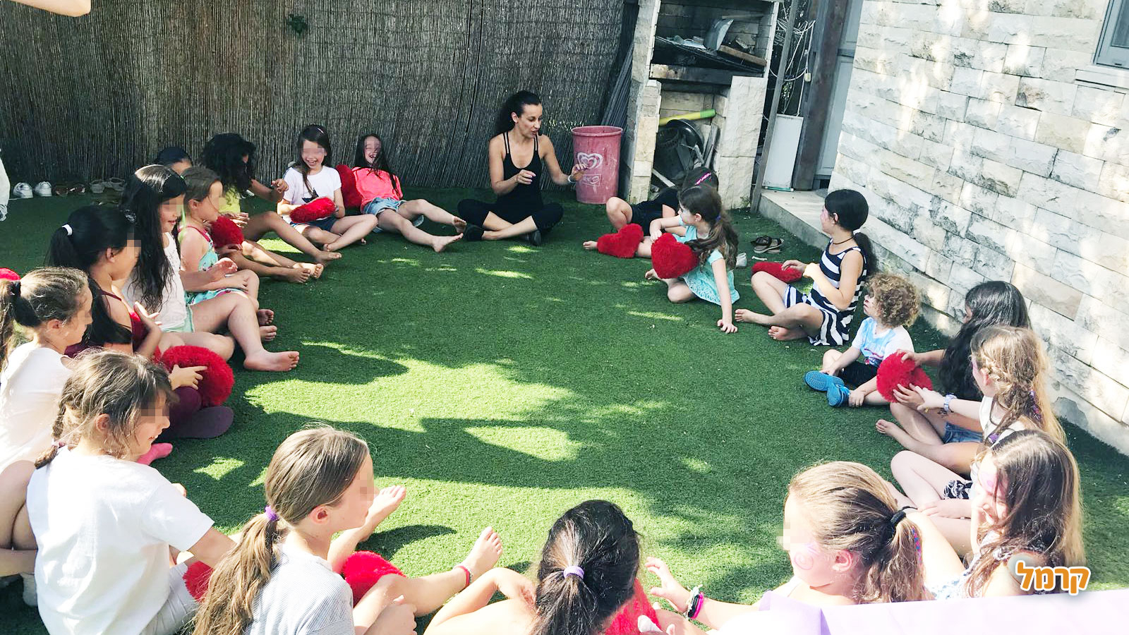 מסיבת בנות רוקדות עם יפעת מאירי - 073-7576493