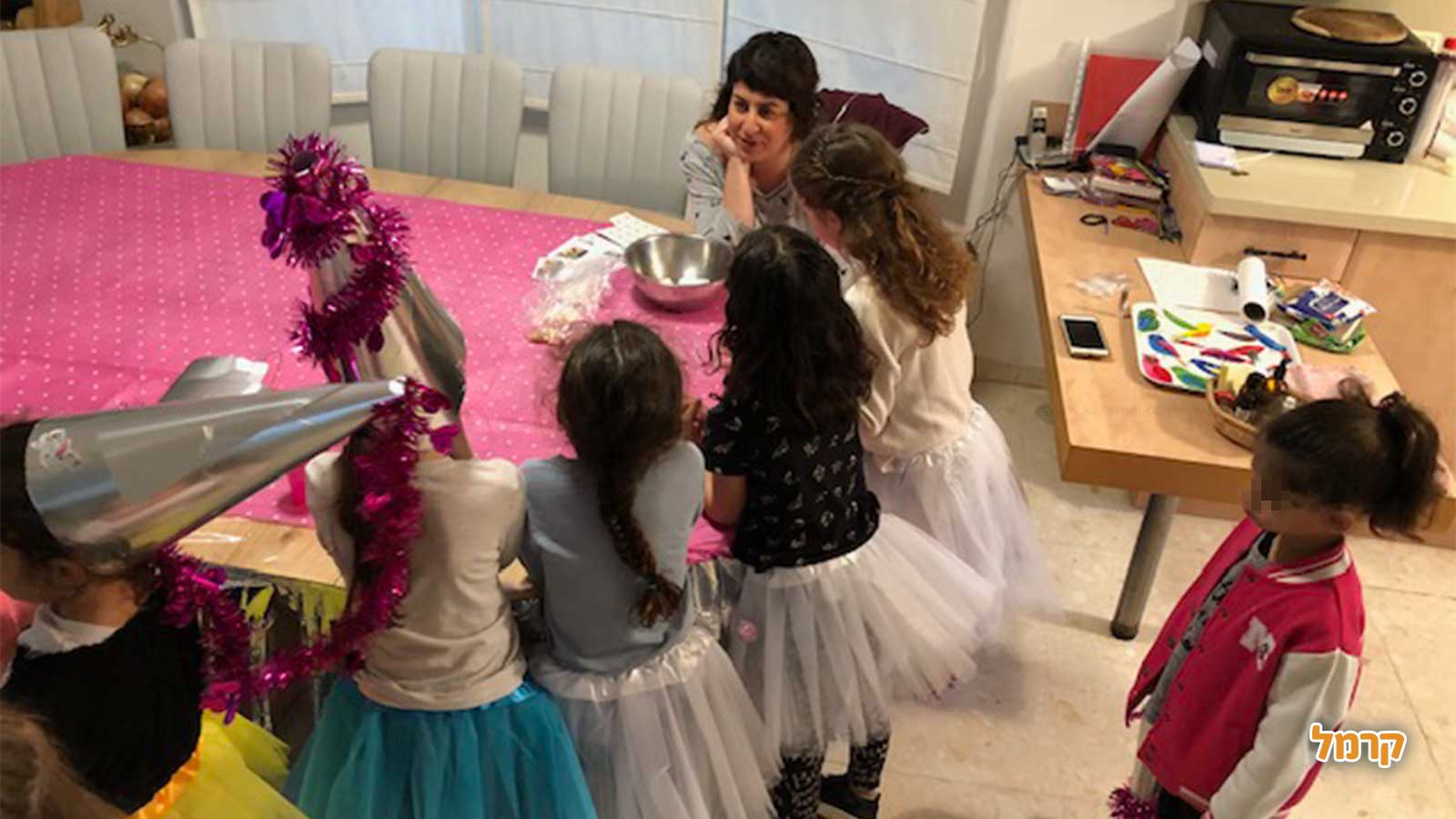 עדי נטורל ביוטי - סדנת טיפוח לבנות - 073-7025422