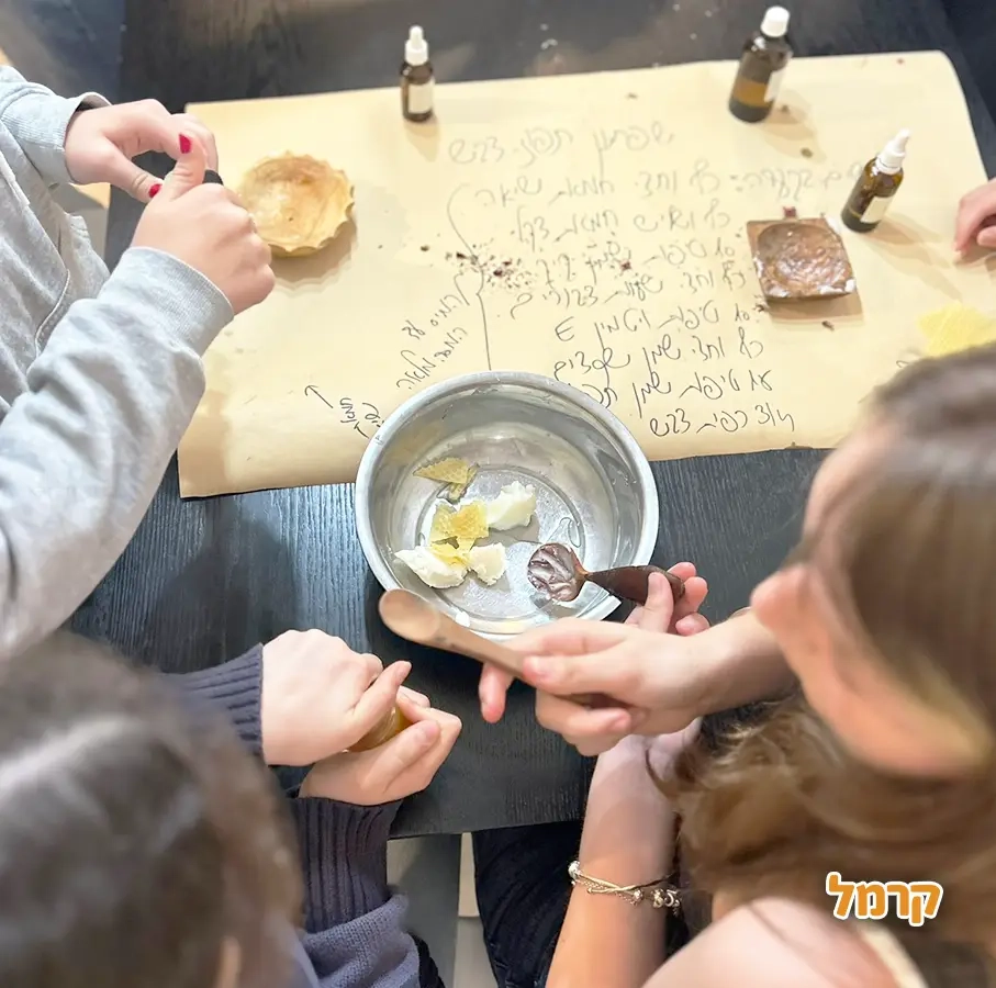 עדי נטורל ביוטי - סדנת טיפוח לבנות - 073-7025422