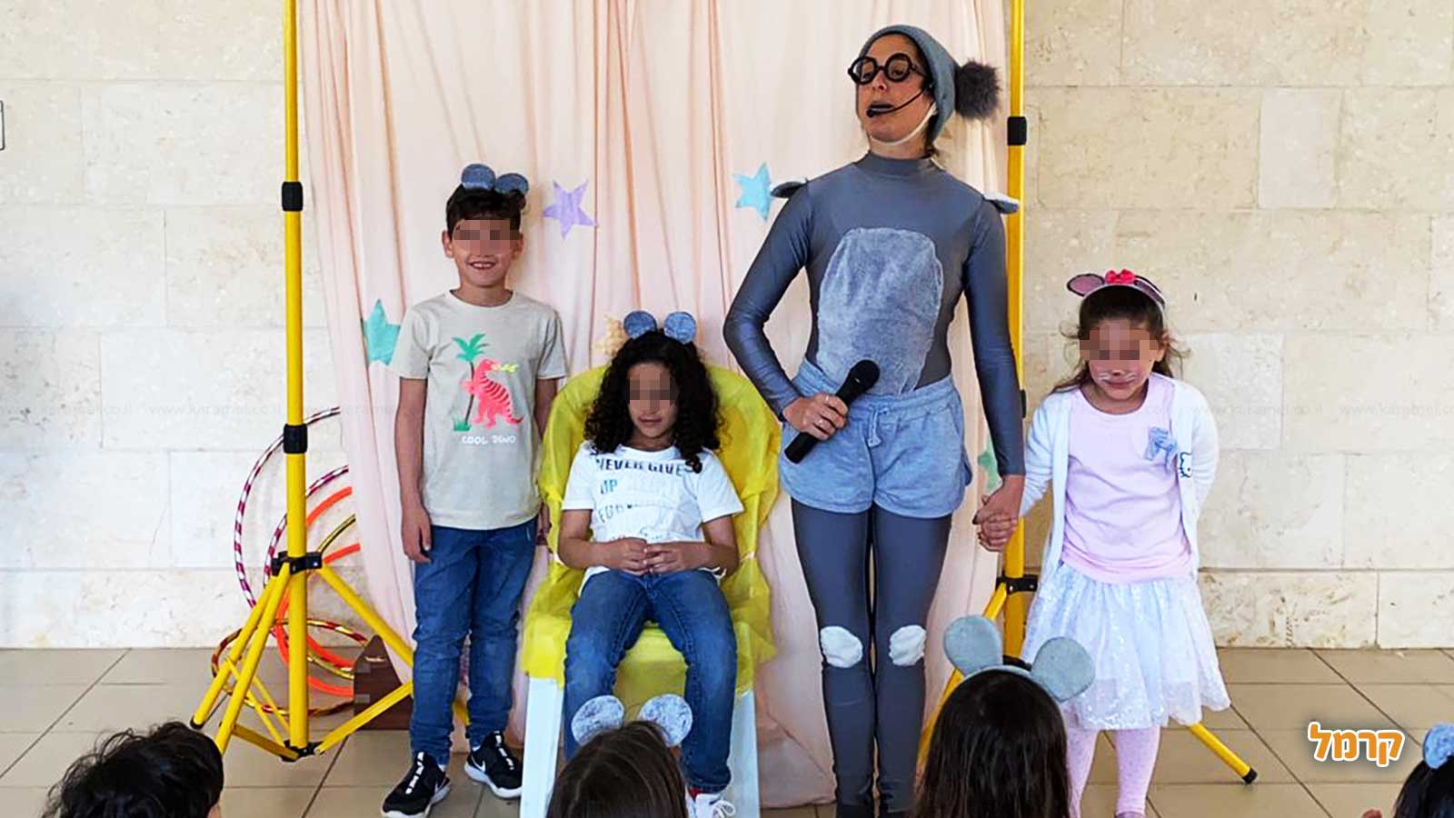 סימון העכברון - חגיגה שעולה על הדמיון - 073-7590592