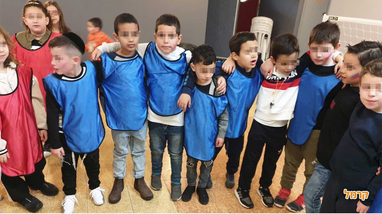 כדורגל עם שחקן מהליגה הלאומית - 073-7025439