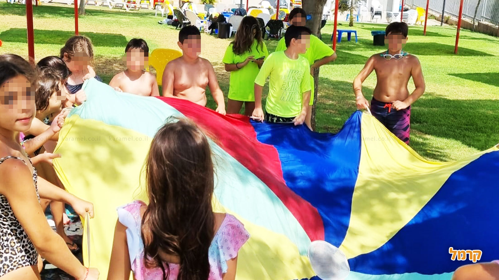 כדורגל עם שחקן מהליגה הלאומית - 073-7025439