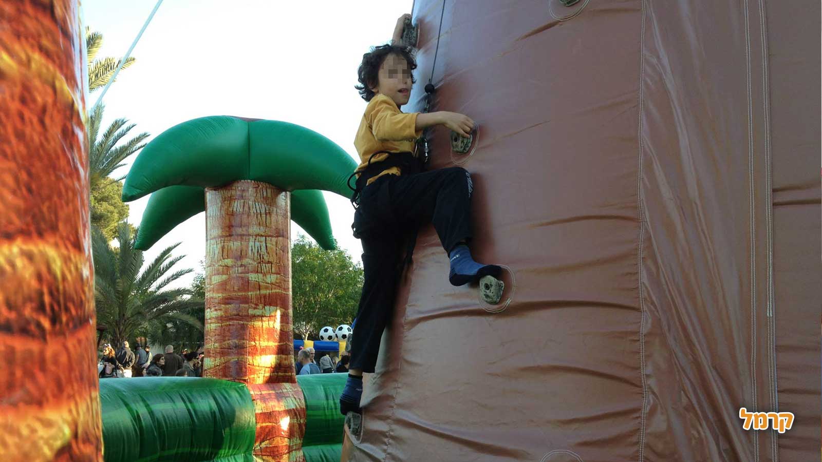 מגיקלנד Magicland - מתנפחים מדליקים - 073-7590506