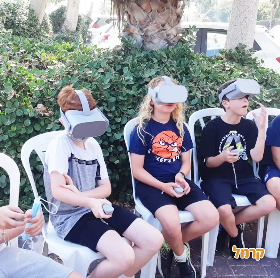 Play Box - מסיבת גיימינג ומציאות מדומה - 073-7590537