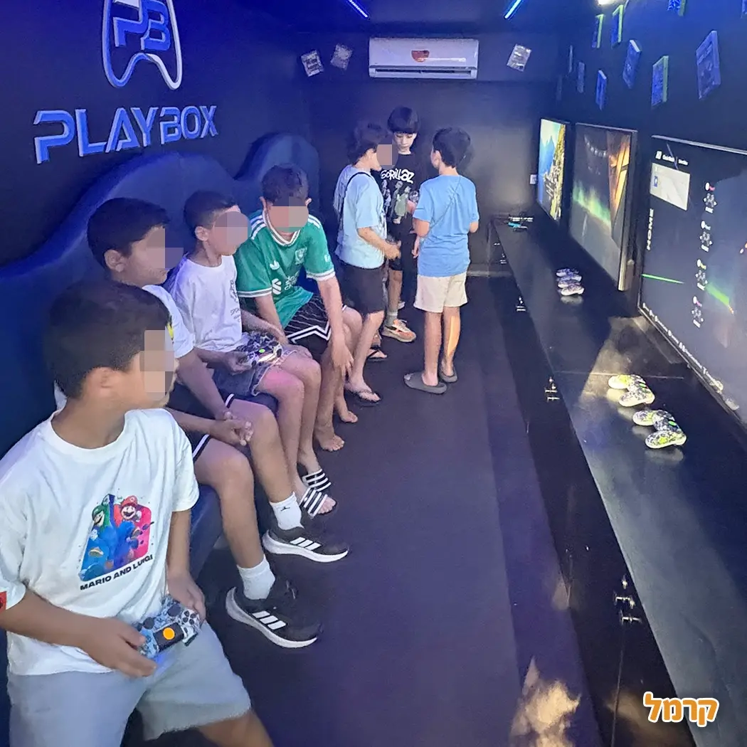 Play Box - מסיבת גיימינג ומציאות מדומה - 073-7590537