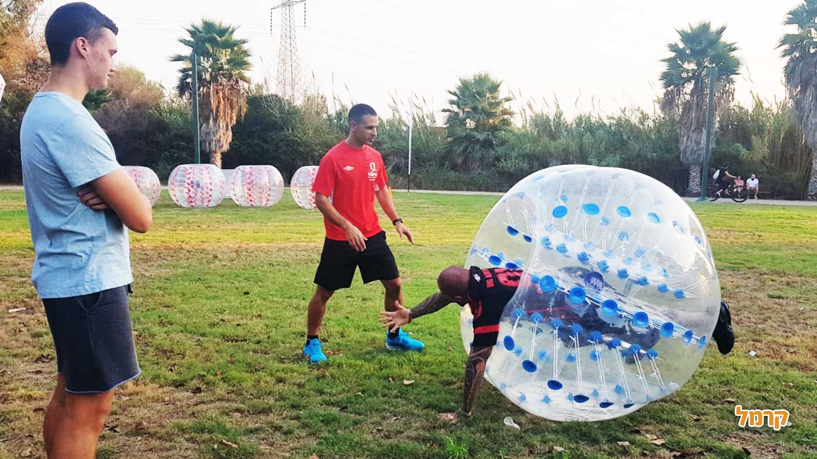 מריובול חיים בתוך בועה - 073-7026338