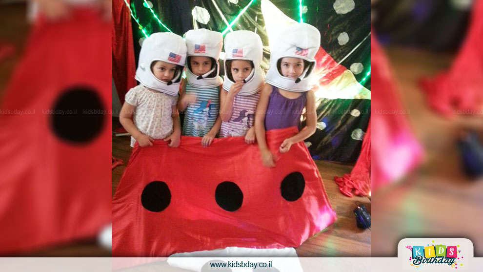 תאטרון המעיין הקסום - 073-7576527
