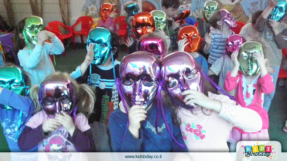 תאטרון המעיין הקסום - 073-7576527