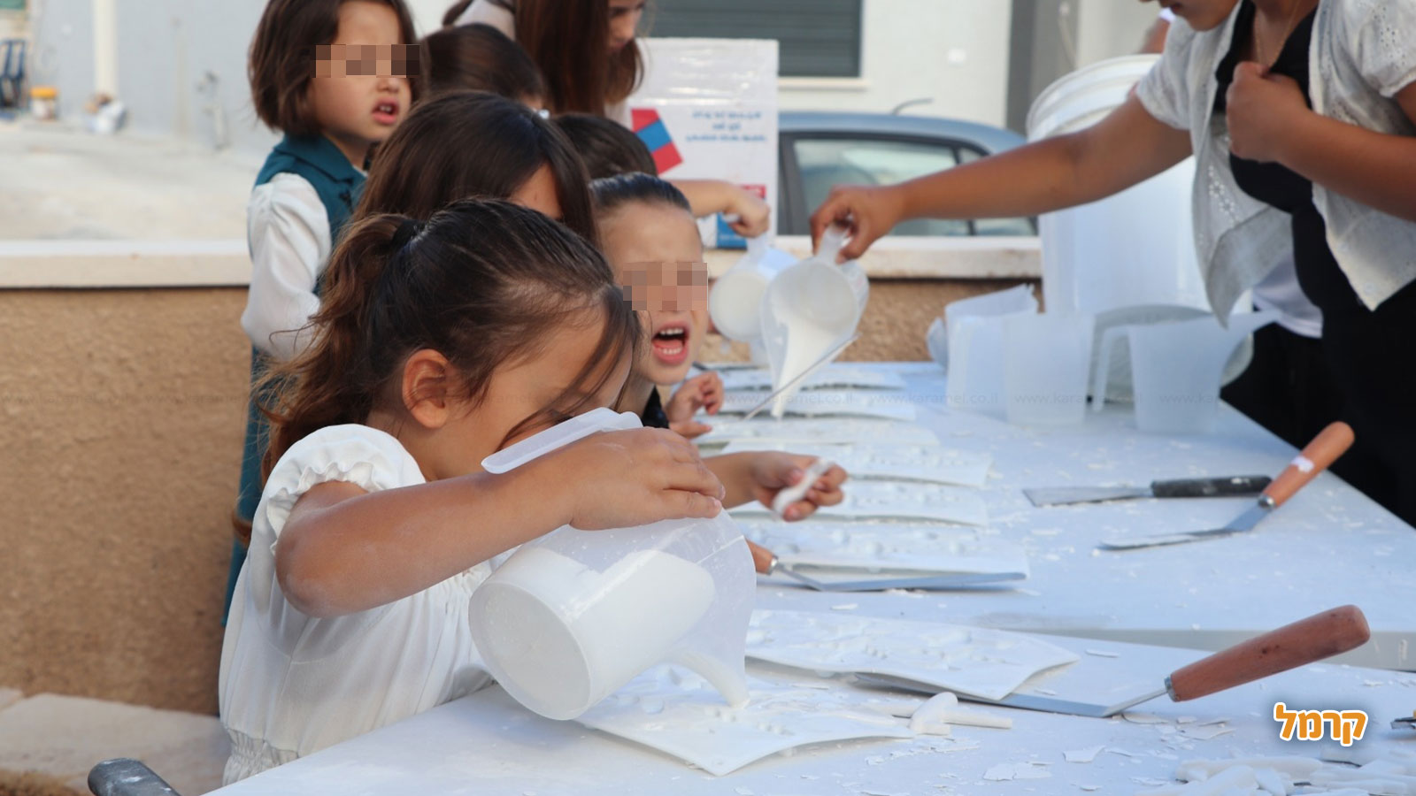 אוויאטור - הפעלות וסדנאות לילדים - 073-7607897