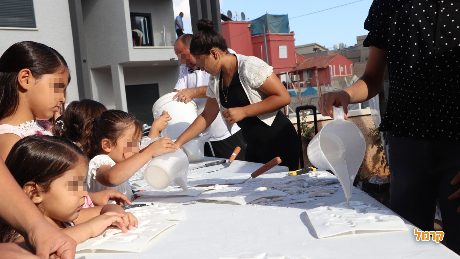 אוויאטור - הפעלות וסדנאות לילדים - 073-7607897