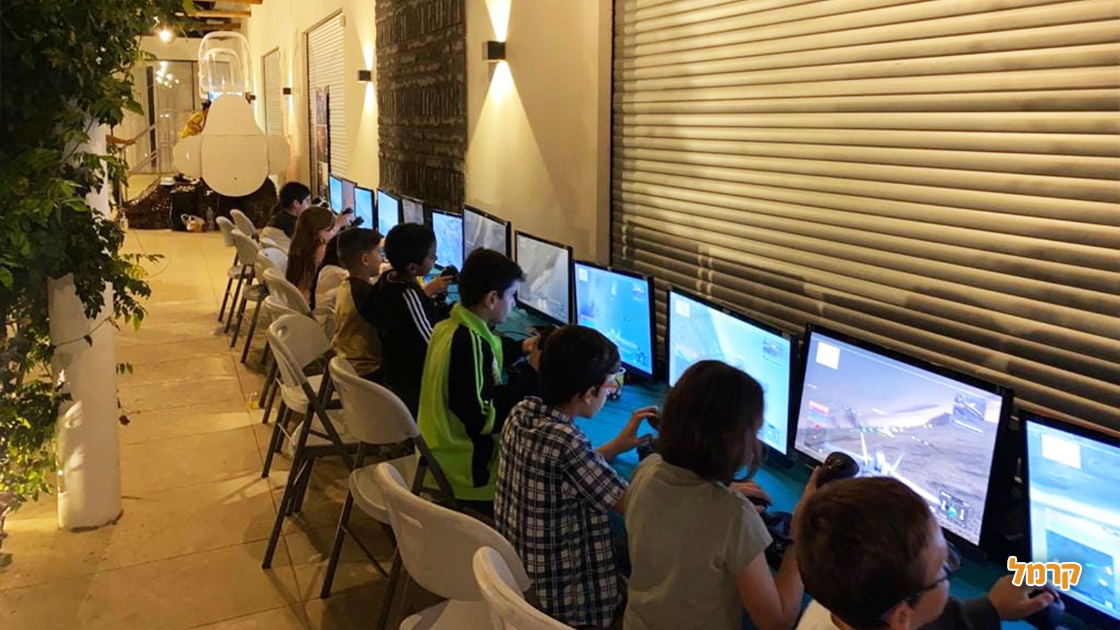 אוויאטור - הפעלות וסדנאות לילדים - 073-7607897