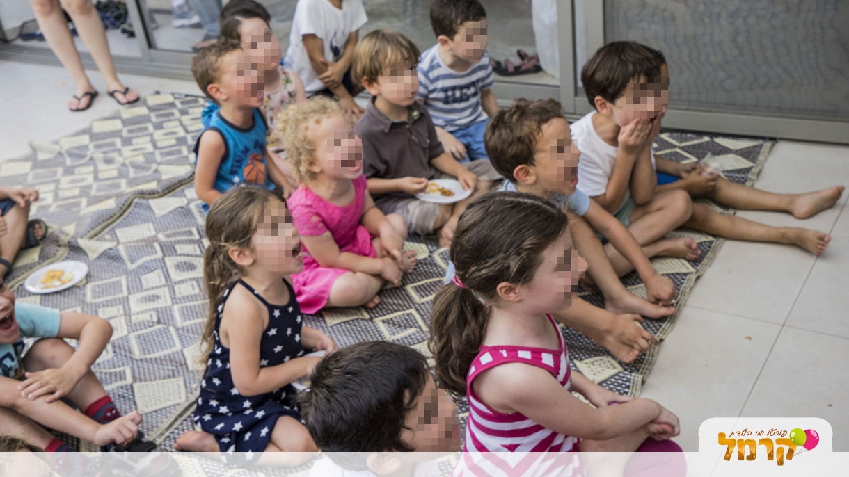 באמבולה תיאטרון בובות לילדים - 073-7828079